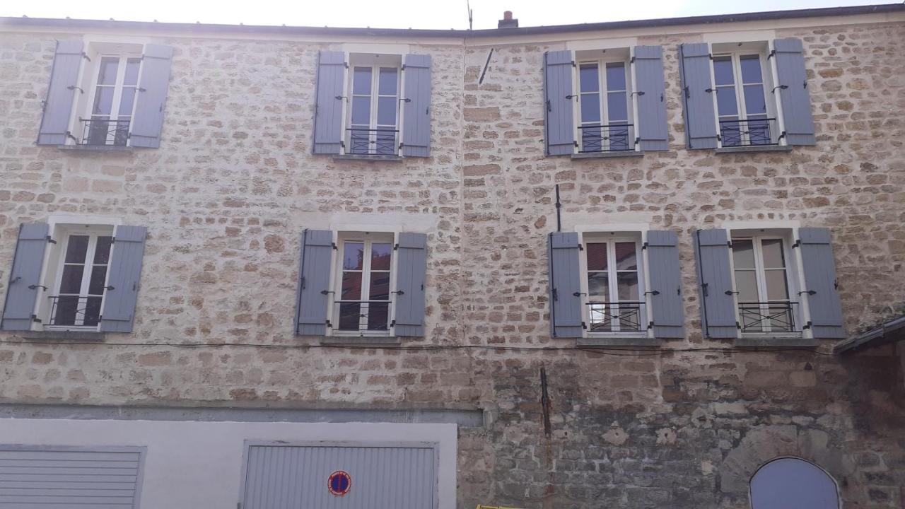 Chez Ma Petite Reine 1 Apartment Pontoise Luaran gambar