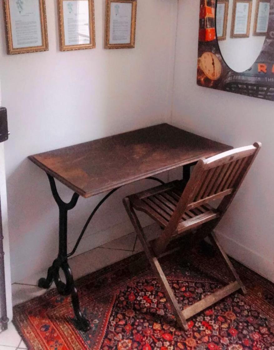 Chez Ma Petite Reine 1 Apartment Pontoise Luaran gambar